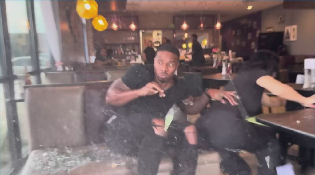 Vlogger Kuliner Gugat Restoran Rp16,5 M Gara-Gara Insiden Mobil Masuk